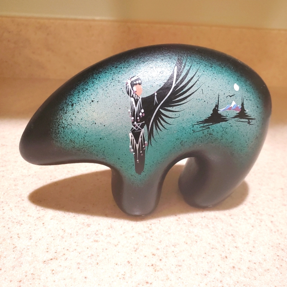 Navajo Native American Horsehair Bear Fetish Spirit Pottery Turquoise Black